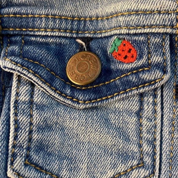 Barely used jacket by 4 y/o.  Perfect condition not a stitch out of place. - Picture 3 of 10